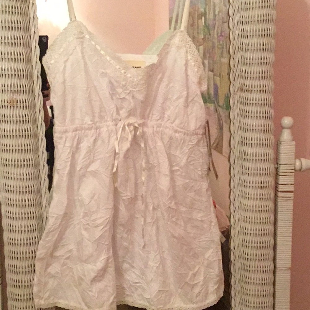 DKNY SPAGHETTI STRAP CRINKLE TANK - Picture 2 of 3